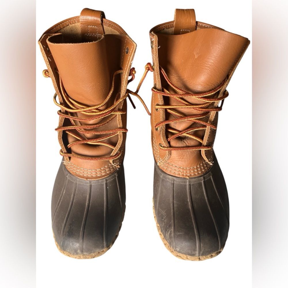 LL Bean 8” Bean Boots Size Women’s 9 or Men’s 7.5 Fall Rain Leather